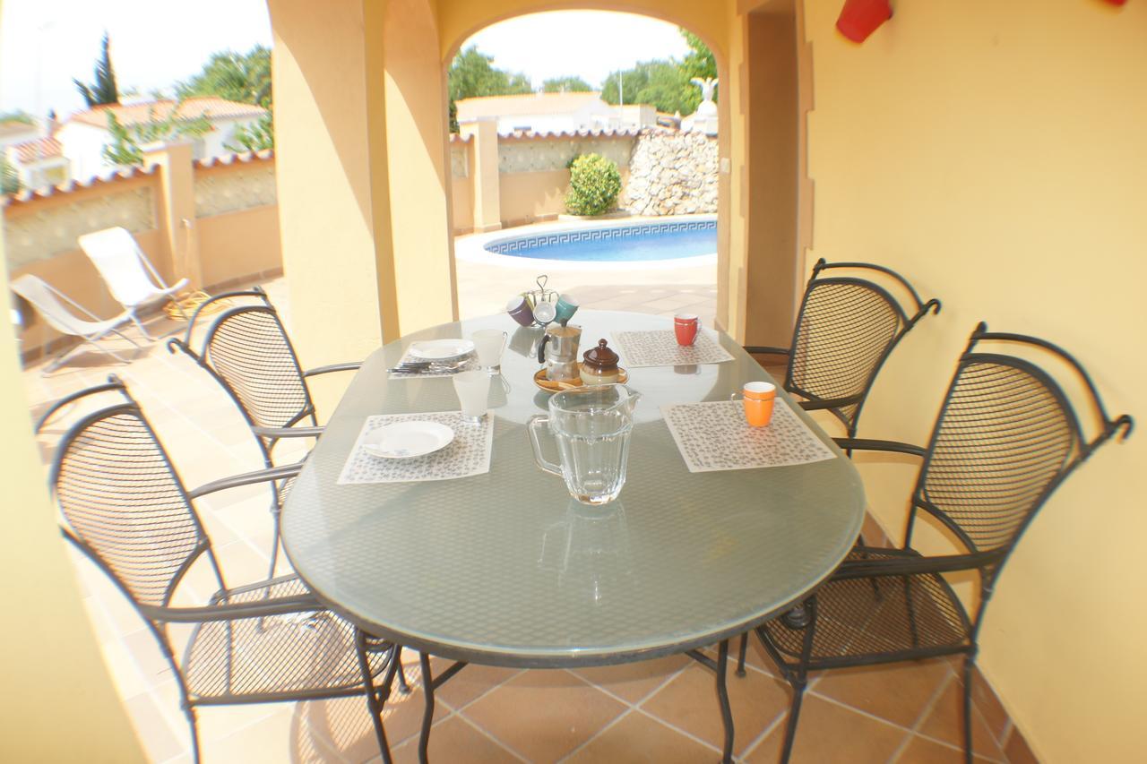 Goldhome - Carlit - Casa 9 Habitaciones, Piscina Privada, Sala De Juegos Empuriabrava Exteriör bild