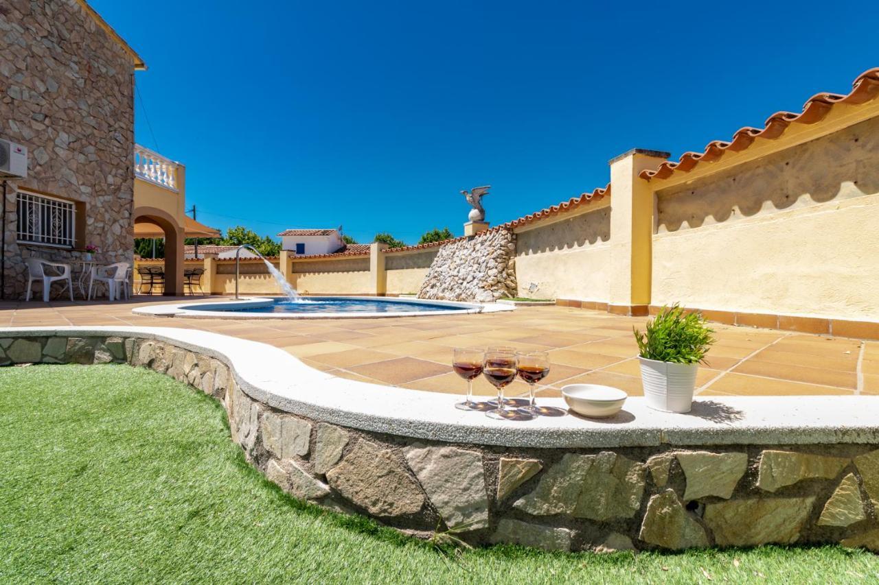 Goldhome - Carlit - Casa 9 Habitaciones, Piscina Privada, Sala De Juegos Empuriabrava Exteriör bild