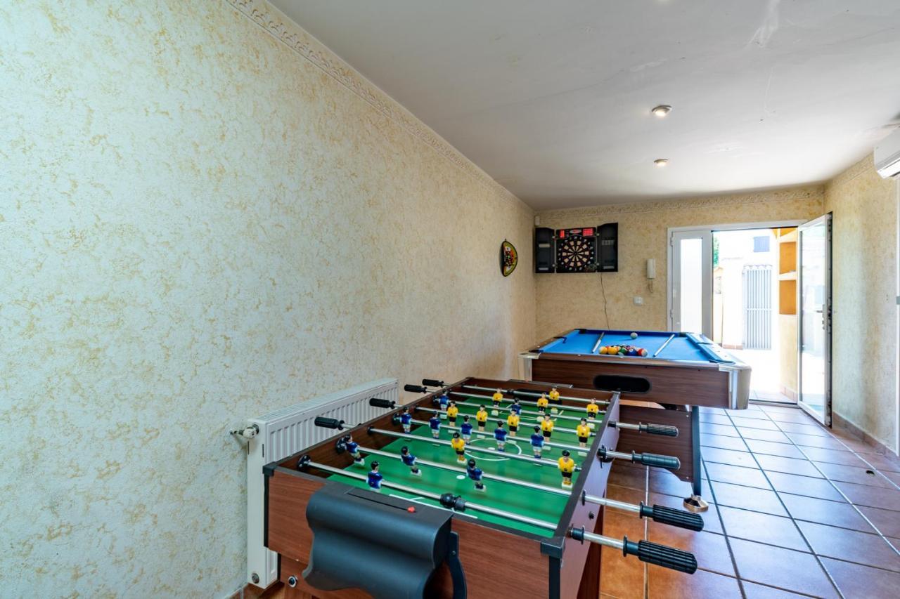 Goldhome - Carlit - Casa 9 Habitaciones, Piscina Privada, Sala De Juegos Empuriabrava Exteriör bild